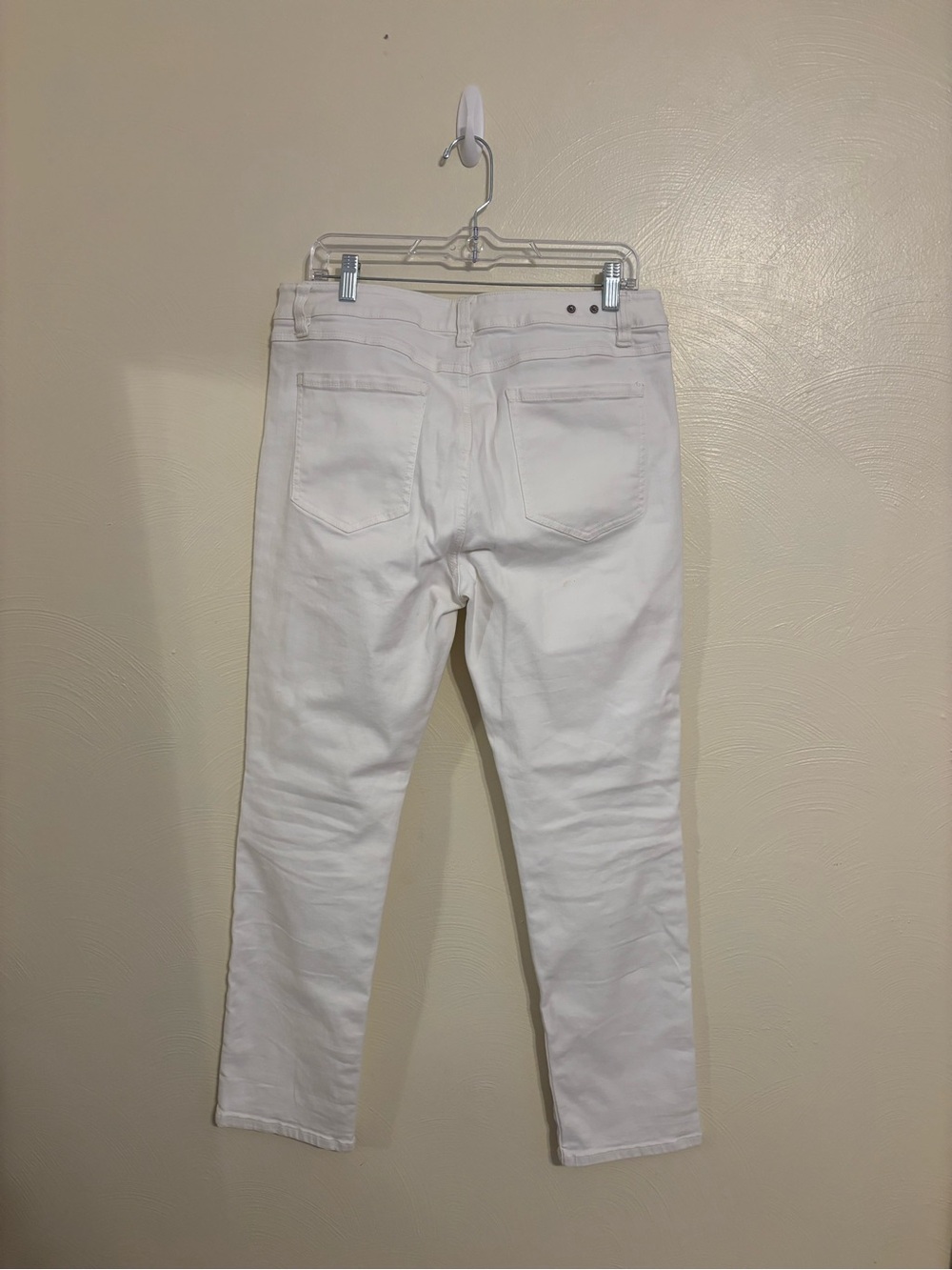CAbi Jeans High Slim White Distressed Jeans Size 14 - Picture 9 of 9